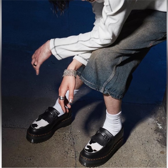 NEW Dr. Martens Adrian Snaffle Quad Platform Loafer Cow Print Unisex Size W9 M8 - Picture 2 of 16